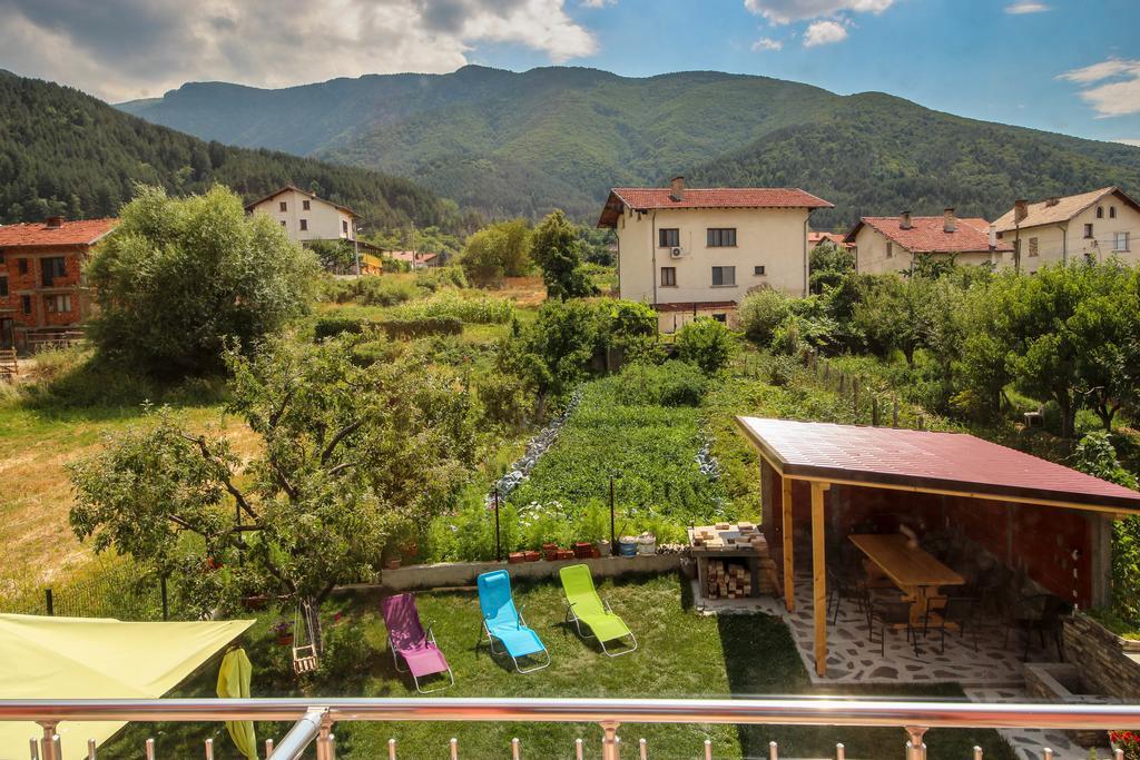 Guest House Vessyta Saparewa Banja Zimmer foto